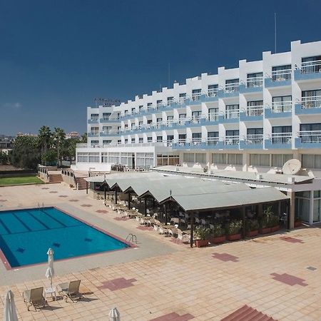 Polycarpia Hotel Pernera Eksteriør bilde