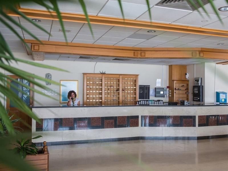 Polycarpia Hotel Pernera Eksteriør bilde