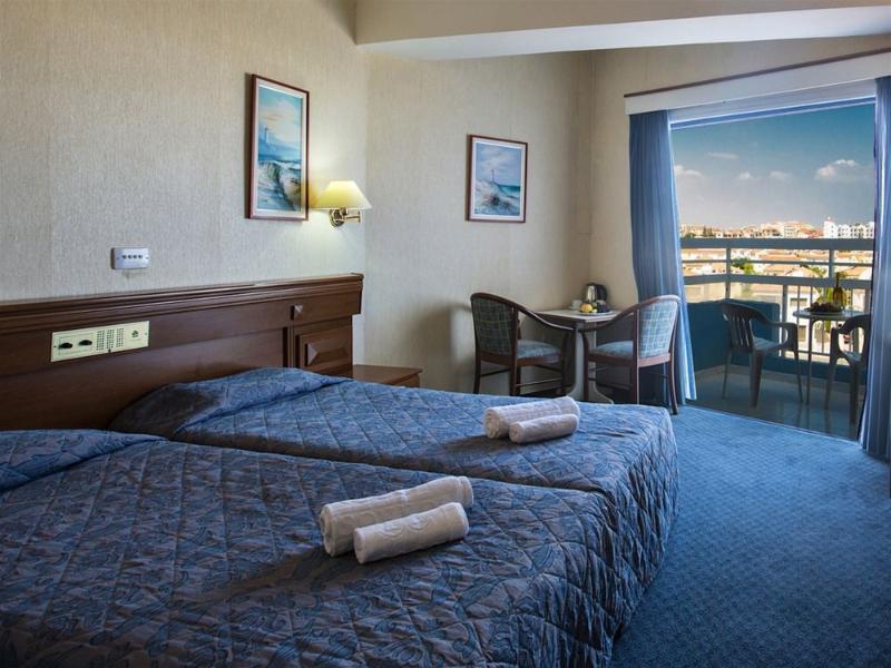 Polycarpia Hotel Pernera Eksteriør bilde