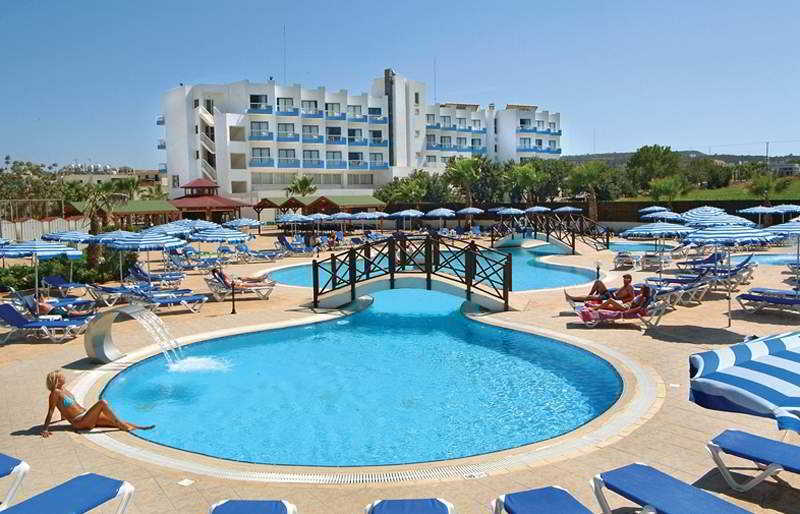 Polycarpia Hotel Pernera Eksteriør bilde