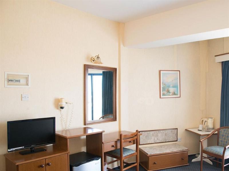 Polycarpia Hotel Pernera Eksteriør bilde